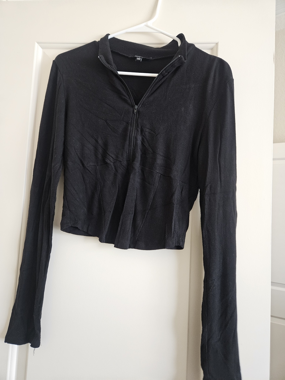 Ambiance Black Long-Sleeve Half-Zip Cropped Top